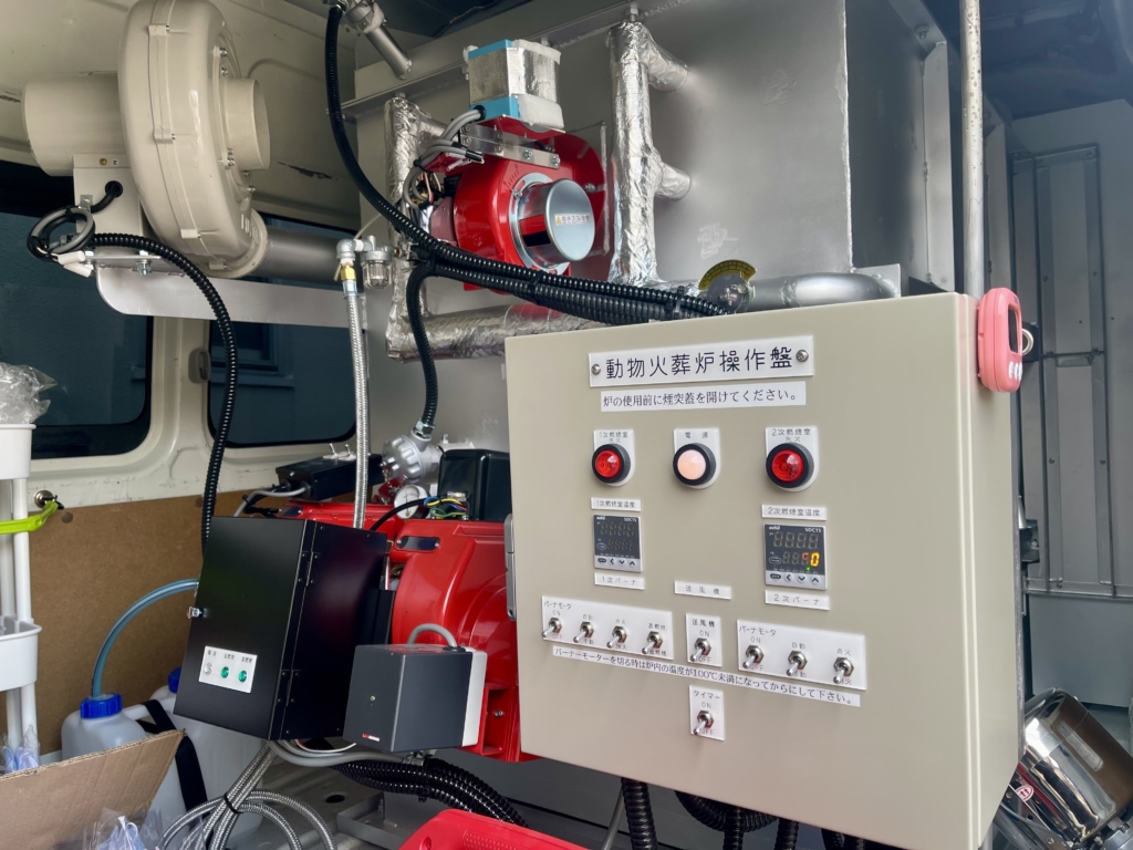 火葬車の制御装置